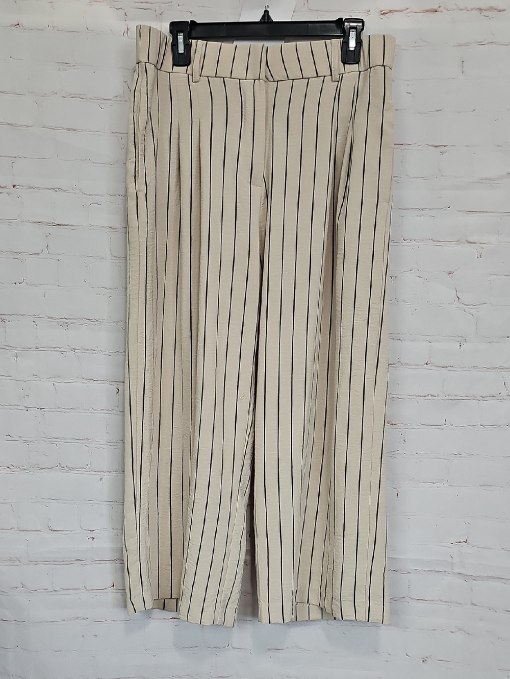 Women’s Cream Wide-Leg Striped Trousers